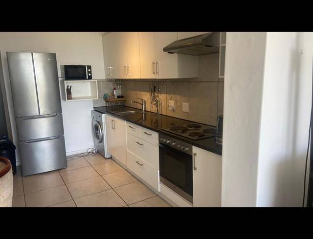 2 BEDROOM APARTMENT FOR SALE IN MILNERTON CENTRAL
